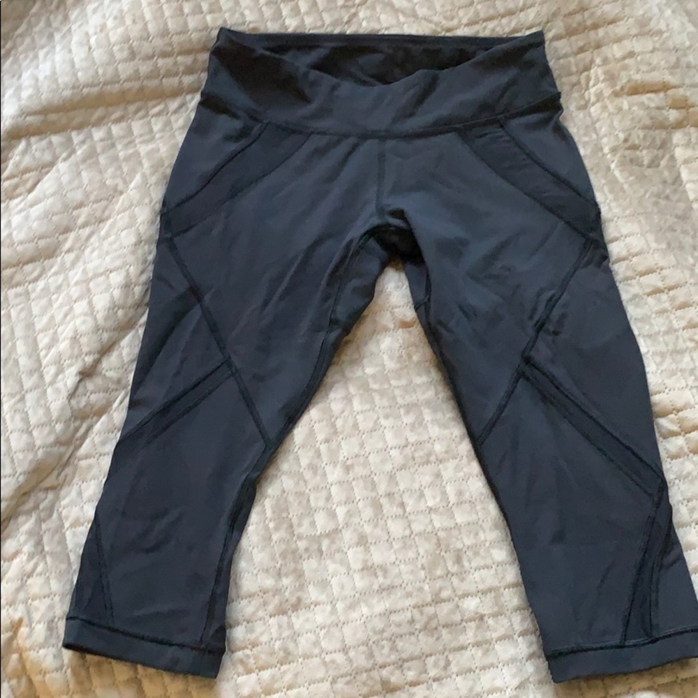 Lululemon Mesh Capri leggings